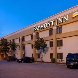 2* Hotel Baymont By Wyndham East